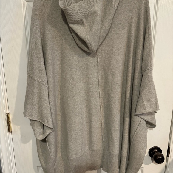 Free People Whisper Cashmere Poncho - Picture 9 of 14